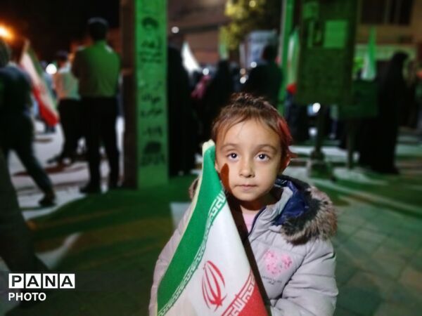 تویسرکان یک‌صدا برای ایران