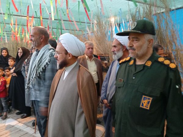 بازدید روسای ادارات خلیل آباد از دومین کنگره ملی شهید مدرس (ره) و ۱۲۲۲ شهید منطقه ترشیز کهن 