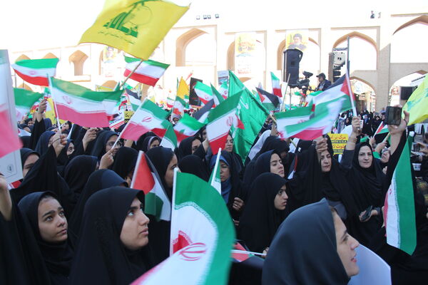 مراسم 13 آبان ماه سالروز تسخیر لانه جاسوسی آمریکا در یزد 
