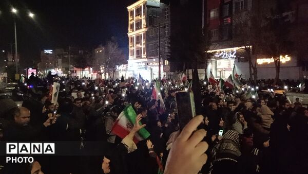 حضور پرشور مردم انقلابی نیشابور در سومین روز از عزای سالار شهیدان انقلاب اسلامی 