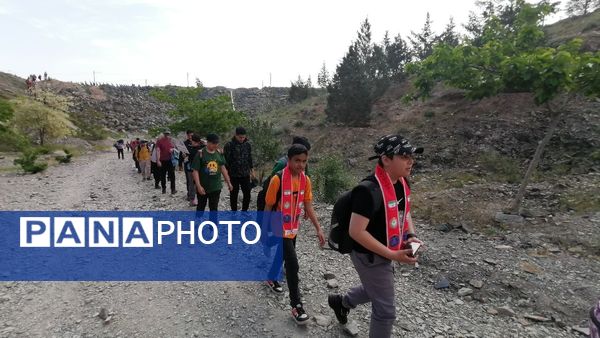 اردوی کوهپیمایی دانش آموزان پیشتاز ناحیه ۷ مشهد