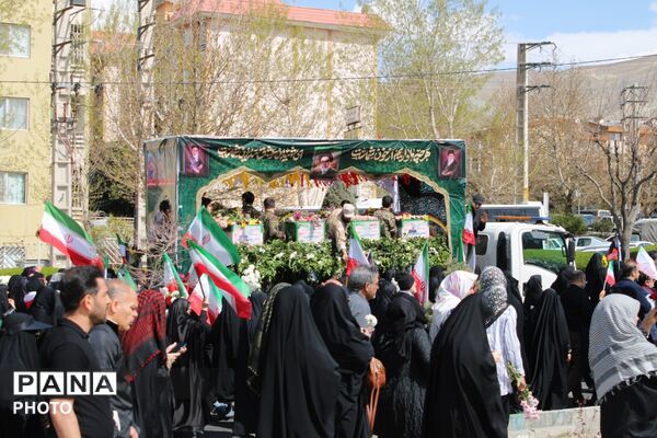 تشییع پیکر خانوداه شهید دکتر حسین طاهری در پردیس