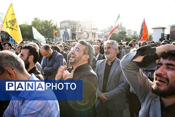 اجتماع مردم مشهد در فراق سید الشهدای خدمت 