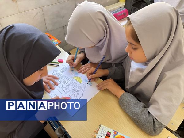 دانش‌آموزان میبدی در خط مقدم مبارزه با اسرائیل 