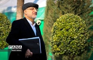 شهرداری آماده ساخت ۴۰۰ مجتمع آموزشی در تهران است/ آموزش‌وپرورش نباید دغدغه ساختمان داشته باشد