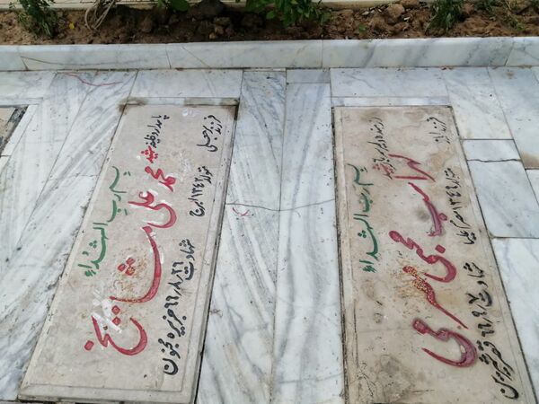  بزرگداشت شهدای ۱۵خرداد در گلزار شهدای شیراز