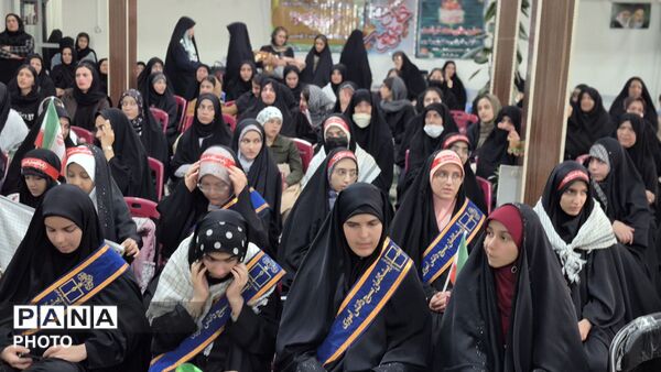 شکوه حضور دختران در روز دختر