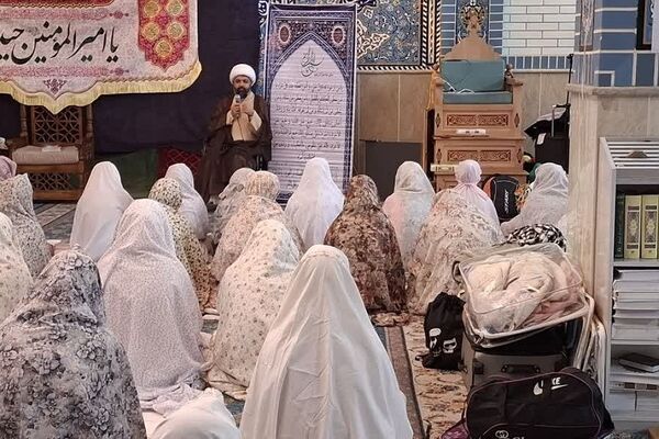 برگزاری اعتکاف دانش‌آموزی در مسجد امیرالمؤمنین(ع) باقرشهر 