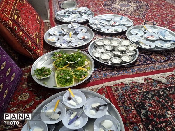 نماز جماعت و افطاری در شب سوم ماه مبارک رمضان  