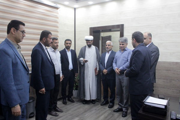 دیدار مدیرکل آموزش و پرورش استان بوشهر با همکاران و مسئولان به مناسبت عید نوروز