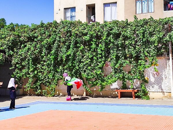 فراگیری پویایی مدرسه،خانواده و جامعه  از دبستان هدی یک 