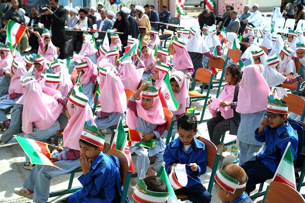 غنچه‌های دانش در نخستین روز مدرسه شکفتند