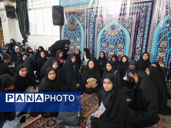 اعزام دانش‌آموزان دختر آشخانه به اردوی راهیان نور