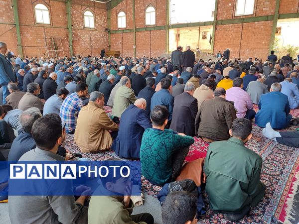 شور آخرین نماز جمعه ماه رمضان در قائمشهر