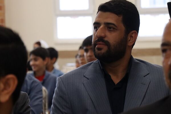 آیین افتتاح مدرسه  زنده‌یاد حاج لطف‌الله محسنی فشمی در پاکدشت 