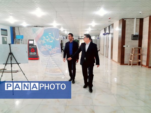 بازدید سرزده نوروزی مدیرکل آموزش و پرورش استان بوشهر از دوایر مختلف اداره‌کل