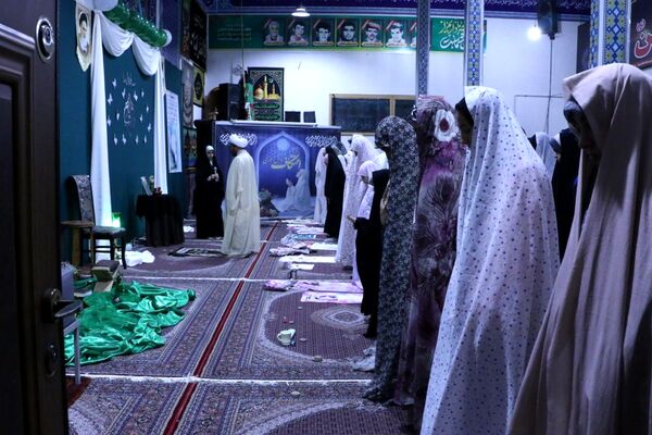  اعتکاف دانش‌آموزی در فضایی معنوی و آرام در ملارد