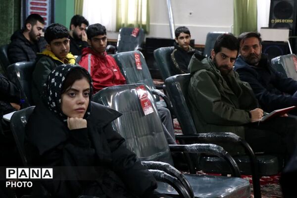 دوره امدادرسانی در مسجد قمر بنی هاشم کمالشهر کرج 