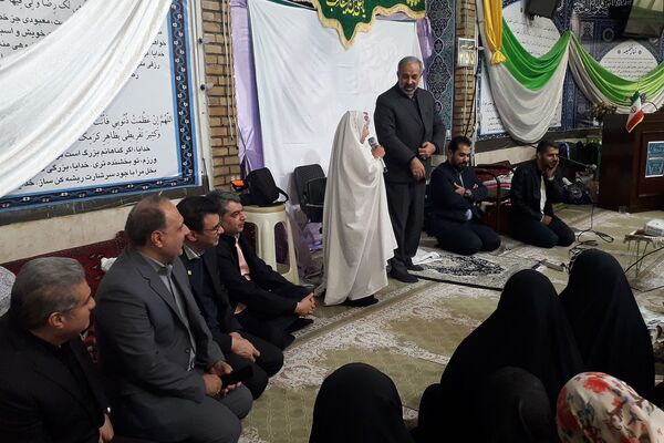 دیدار مسئولان با دانش‌آموزان معتکف ناحیه یک شهرری