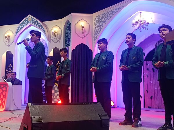 شب شعر آیینی پیرغلامان حسینی برگزار شد