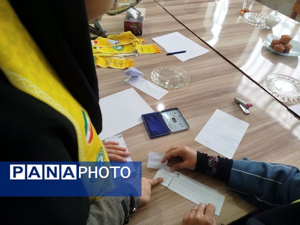 انتخابات شورای دانش‌آموزی در شهرستان فاروج 