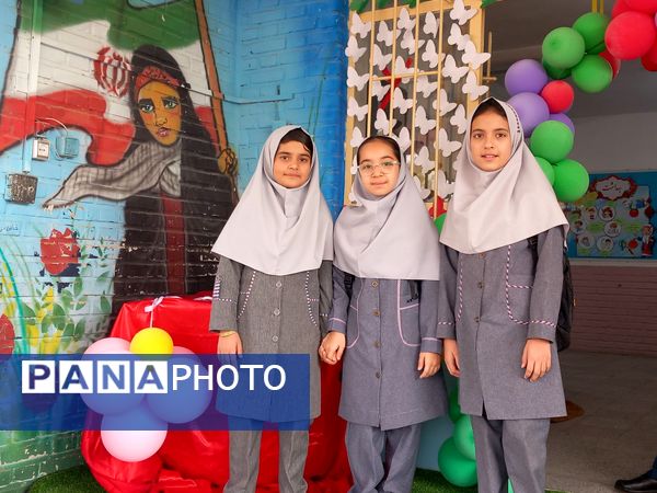 مراسم آغاز سال تحصیلی جدید در دبستان توحید 