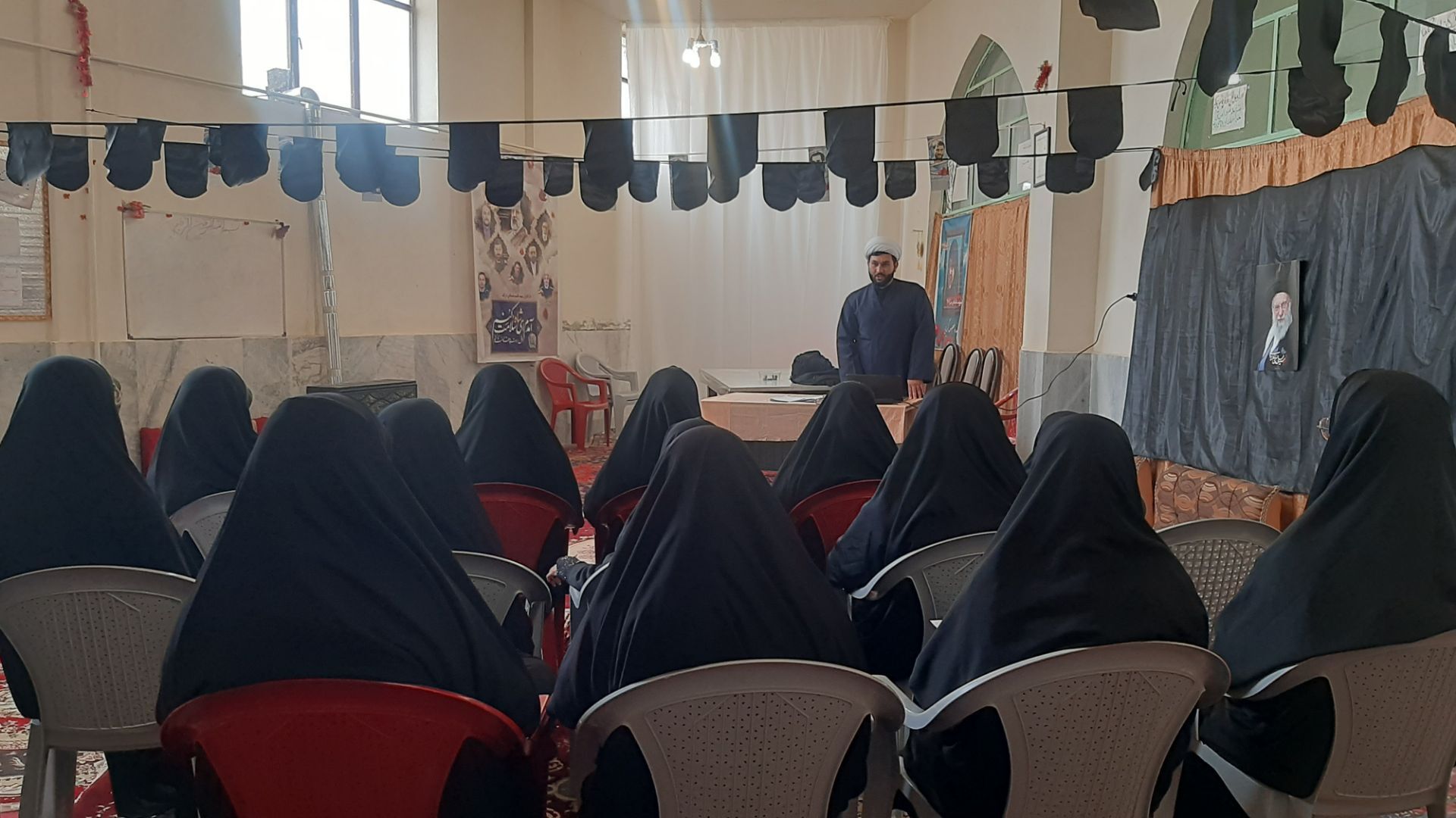 جلسه پرسش و پاسخ ویژه نوجوانان دزک 