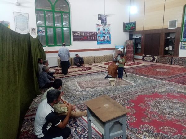 جلسه جهاد تبیین وحماسه های دوران دفاع مقدس در مساجد روستاها و شهرستان خلیل آباد 