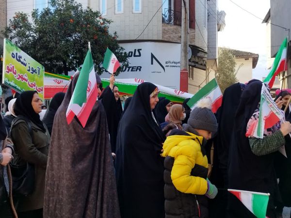 جشن تولد انقلاب اسلامی ایران در گلوگاه 
