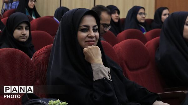 چهره‌های درخشان سازمان دانش‌آموزی زیر ذره‌بین دوربین‌ها