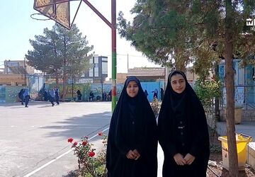 برگزاری مسابقه «حباب‌های غول‌پیکر» در دبیرستان شهید دهقان
