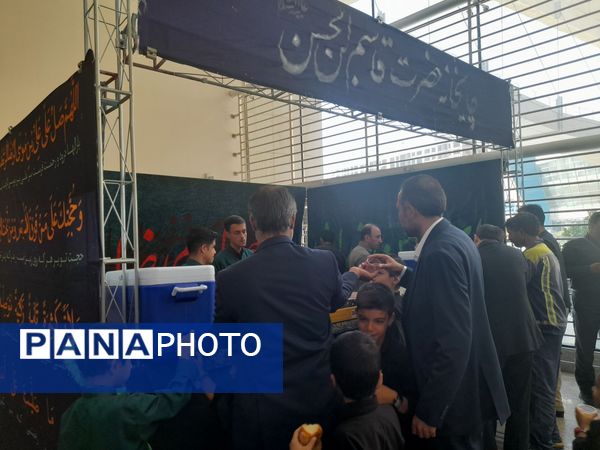 آیین شکرانه خدمت و تقدیر از دست اندرکاران و خدمتگزاران ستاد اربعین و دهه آخر صفر شهرداری مشهد مقدس 