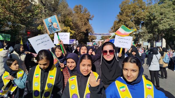 راهپیمایی ۱۳آبان در نیشابور 