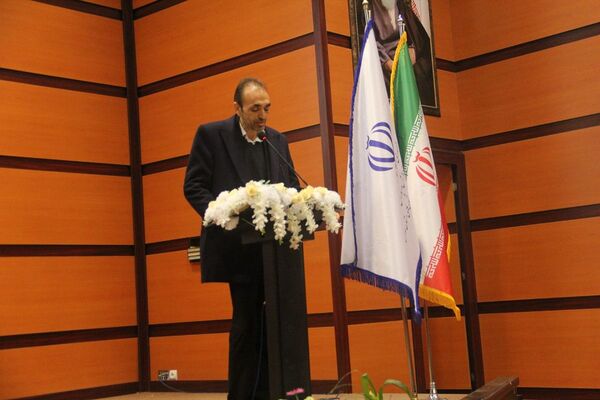 نشست روسای انجمن اولیاء و مربیان مدارس بهارستان‌دو