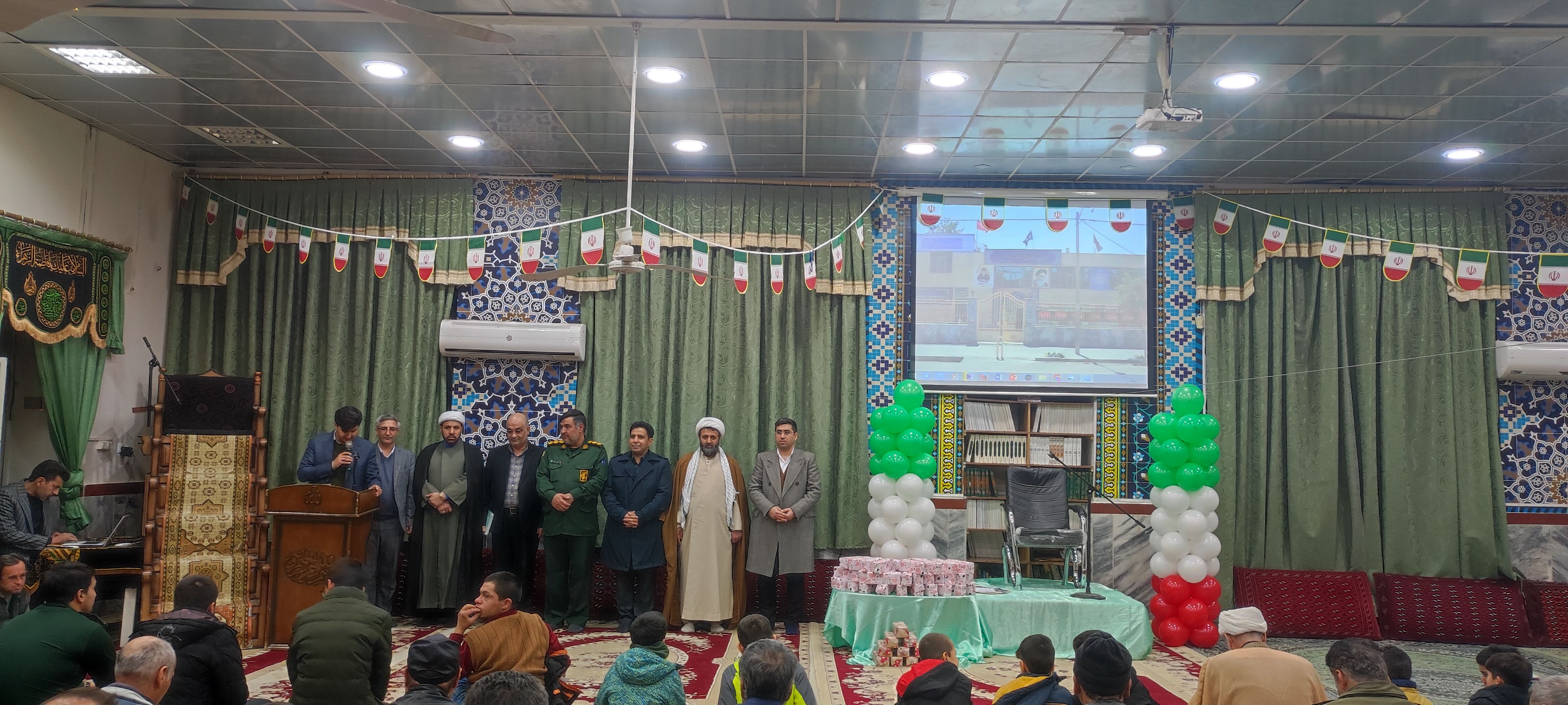 مراسم جشن انقلاب اسلامی در مسجد مسلم بن عقیل شهرستان شیروان