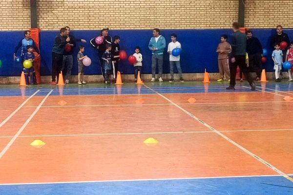 مسابقه ورزشی «روز پدر و پسری» طرح شهید خرازی در دبستان پسرانه علامه طباطبایی پیشوا