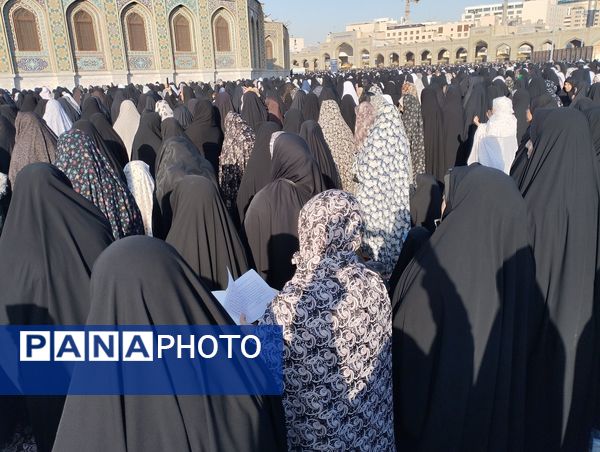 اقامه نماز عید فطر در حرم مطهر رضوی