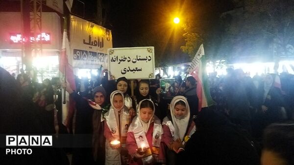 دانش آموزان پیشتاز نیشابوری در غم شهدای میناب 