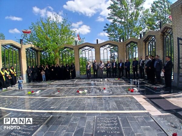 گرامیداشت هفته معلم در خداآفرین با همراهی پیشتازان