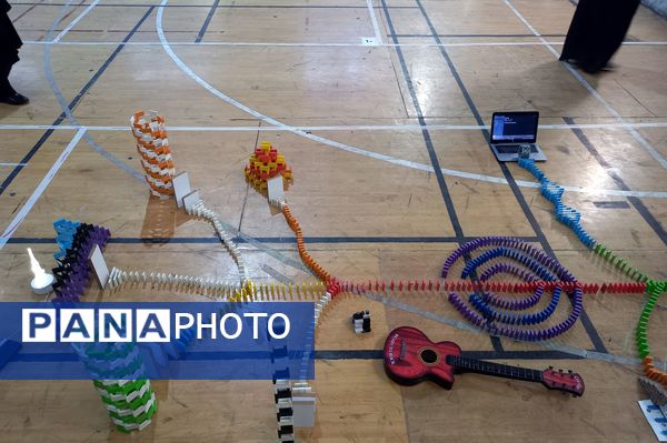 مسابقه دومینو دانش‌آموزان دختر مقاطع ابتدایی و متوسطه ناحیه سه شیراز 