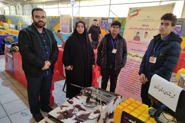 حضور دانش‌آموزان رودهن در «سومین دوره کشوری دستاوردهای پژوهشی و فناورانه دانش‌آموزی دانوا» در پردیس 