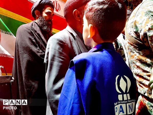نمایش وفاداری گالیکشی‌ها در سی‌امین قرار