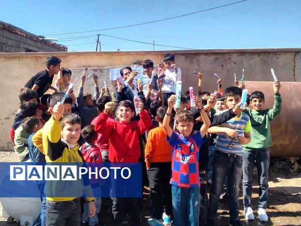 هر دانش‌آموز یک مسواک