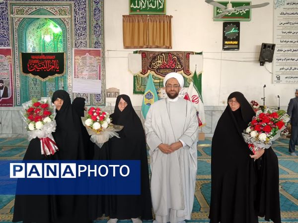 همایش تجلیل از همسران و مادران شهیدان شهر چرمهین همراه با تجلیل از دانشجویان نو ورود به دانشگاه‌های دولتی 