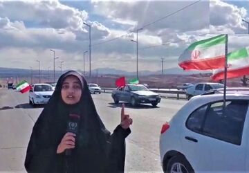 همدلی و شور انقلابی مردم شهرستان کهک قم در قالب کاروان خودرویی