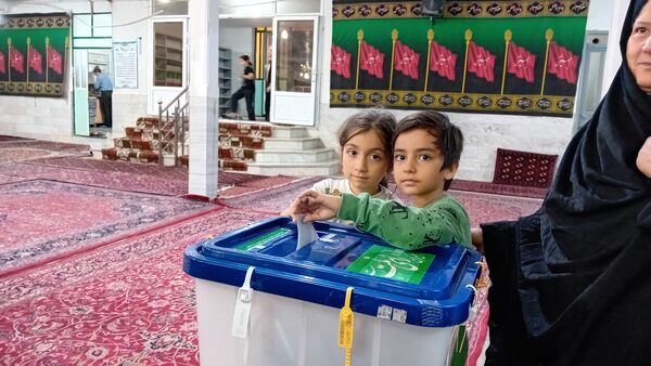 حضور در انتخابات؛ سیلی به استکبار است