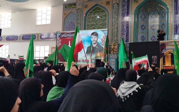 اجتماع بزرگ زینبیون در لردگان 