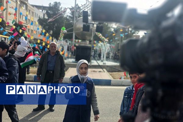 خروش مردمی در خیابان‌های رباط‌کریم در 22بهمن