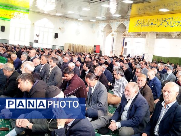 نماز جمعه در شهرستان کاشمر 