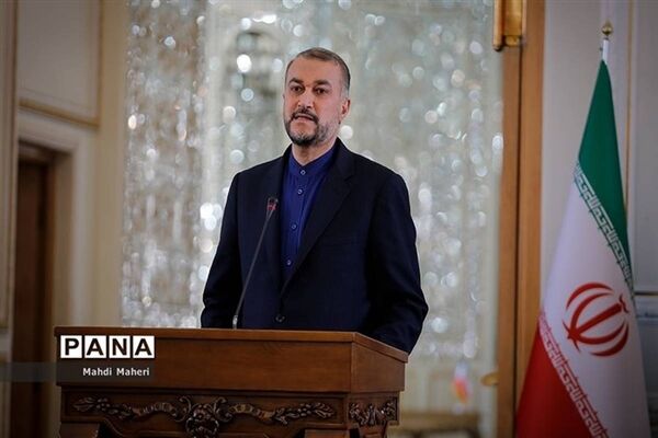 دختر شهید سلامی: شهید امیرعبداللهیان دیپلماسی را از مقاومت جدا نمی‌دید